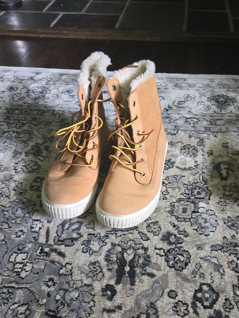 Timberland Wheat Suede Lace-Up Fur-Lined Boots